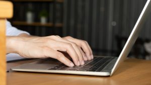 Kelebihan Sistem Web Based ERP