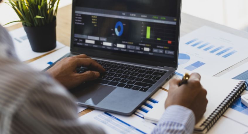 4 Perbedaan Software Akuntansi dengan ERP